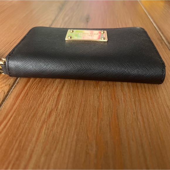 Michael Kors MK Black and Gold Wristlet Wallet - Picture 7 of 8
